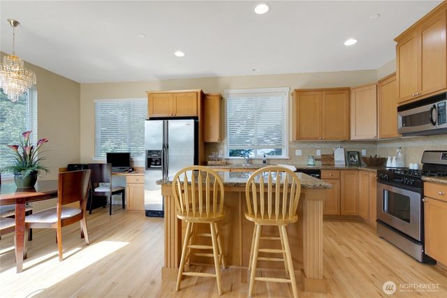 2023 Kennewick Place NE, Renton, WA 98056