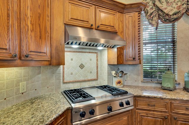 5241 Plainview Road, Midlothian, TX 76065