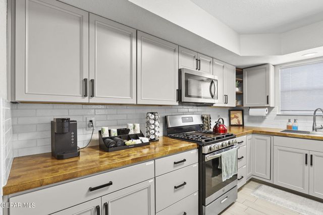 5059 Crystal Sands Court, El Paso, TX 79924