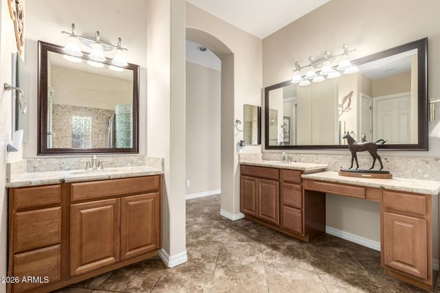 2441 E PENEDES Drive, Gilbert, AZ 85298