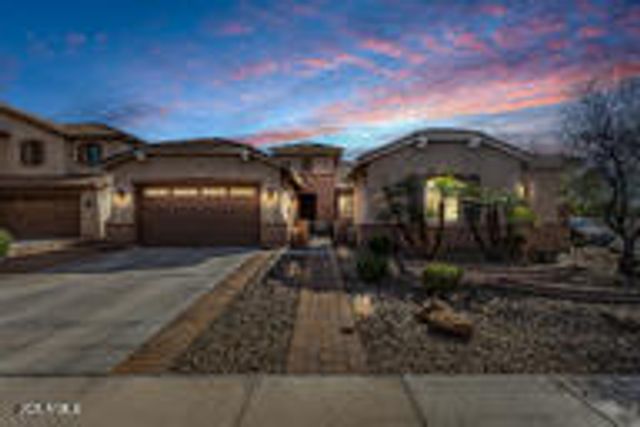 2441 E PENEDES Drive, Gilbert, AZ 85298