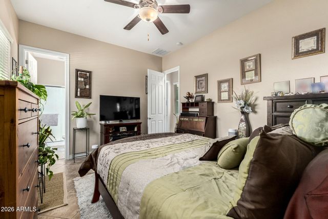 2441 E PENEDES Drive, Gilbert, AZ 85298