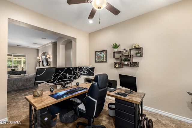 2441 E PENEDES Drive, Gilbert, AZ 85298