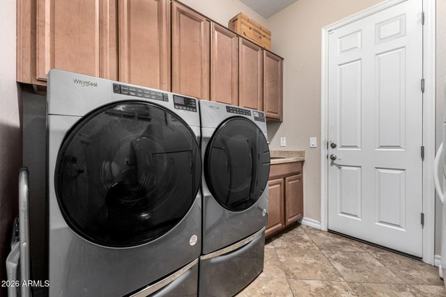 2441 E PENEDES Drive, Gilbert, AZ 85298