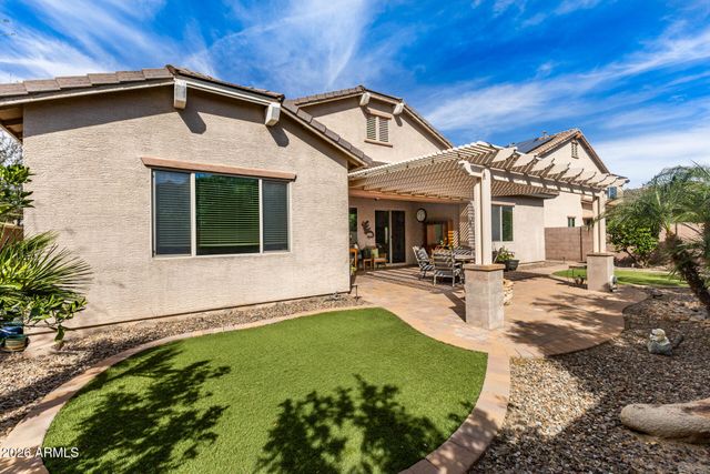 2441 E PENEDES Drive, Gilbert, AZ 85298