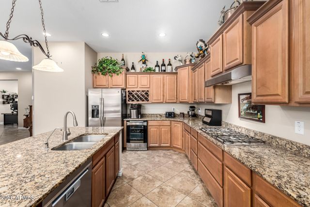 2441 E PENEDES Drive, Gilbert, AZ 85298