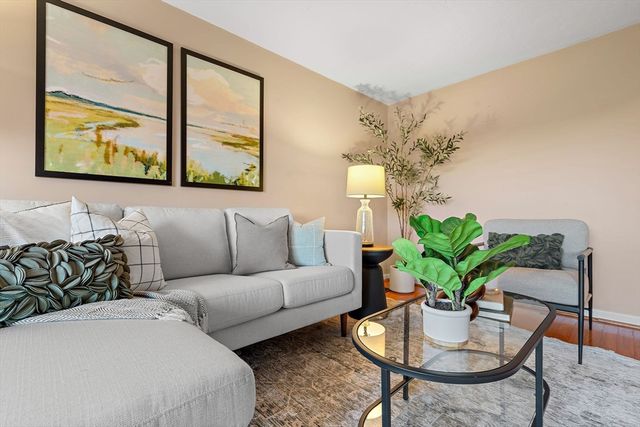 124 Broadmeadow St G, Marlborough, MA 01752