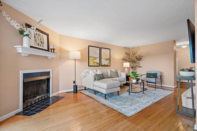 124 Broadmeadow St G, Marlborough, MA 01752