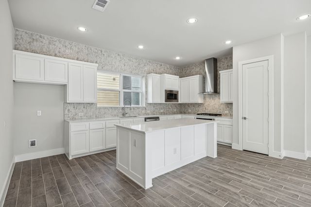 2644 Carmelita Street, Dallas, TX 75212