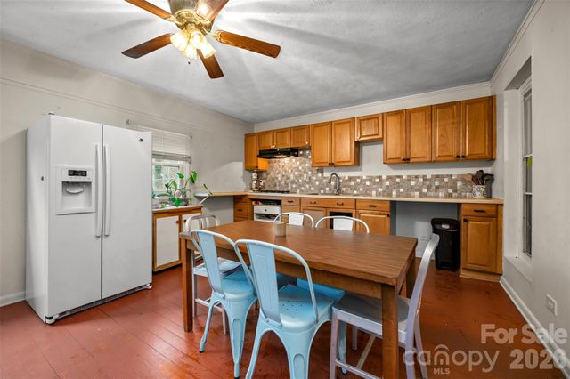 15 Meadowlark Drive, Tryon, NC 28782