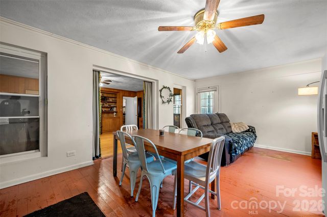 15 Meadowlark Drive, Tryon, NC 28782