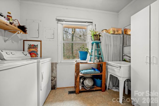 15 Meadowlark Drive, Tryon, NC 28782