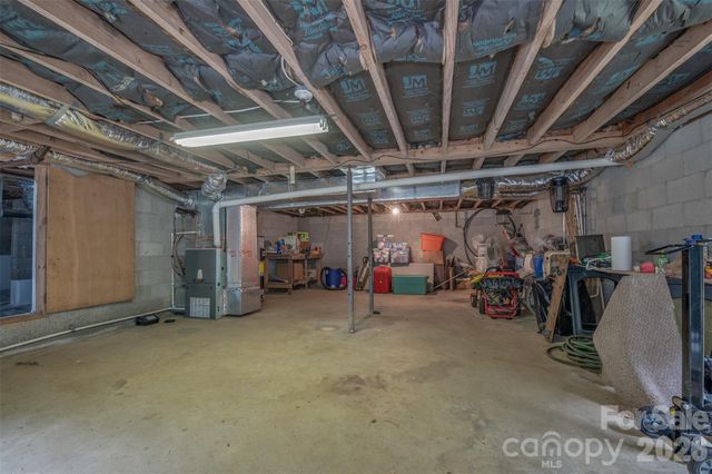 15 Meadowlark Drive, Tryon, NC 28782