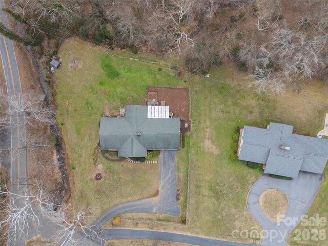 15 Meadowlark Drive, Tryon, NC 28782
