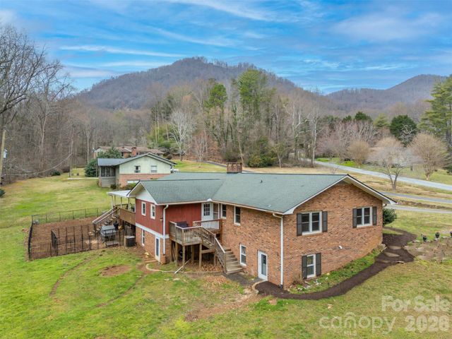 15 Meadowlark Drive, Tryon, NC 28782