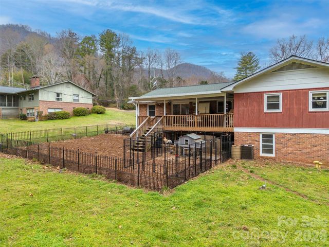 15 Meadowlark Drive, Tryon, NC 28782