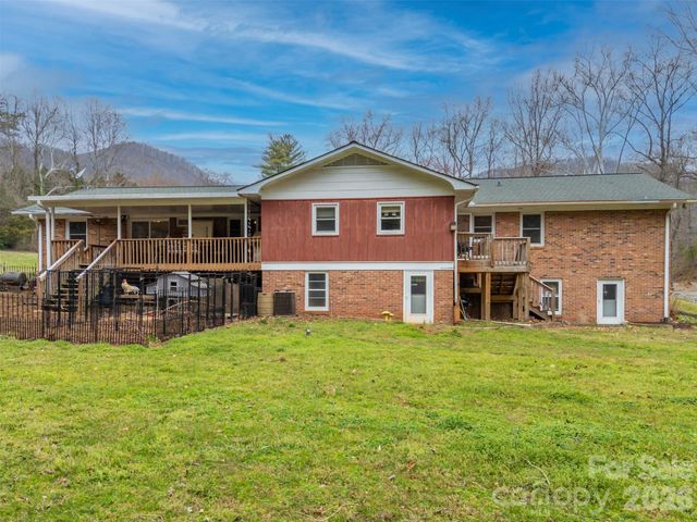 15 Meadowlark Drive, Tryon, NC 28782