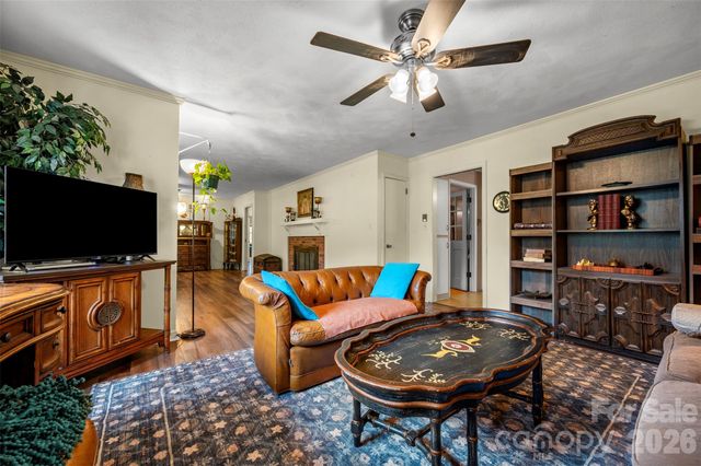 15 Meadowlark Drive, Tryon, NC 28782