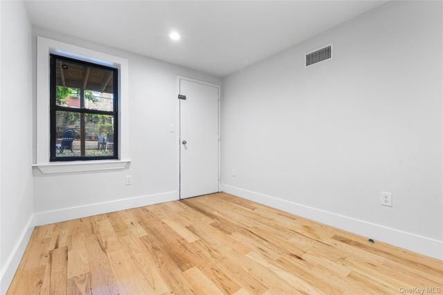 118 Cooper Street, Brooklyn, NY 11207