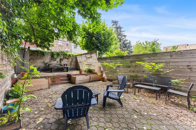 118 Cooper Street, Brooklyn, NY 11207