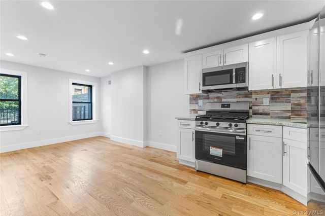 118 Cooper Street, Brooklyn, NY 11207