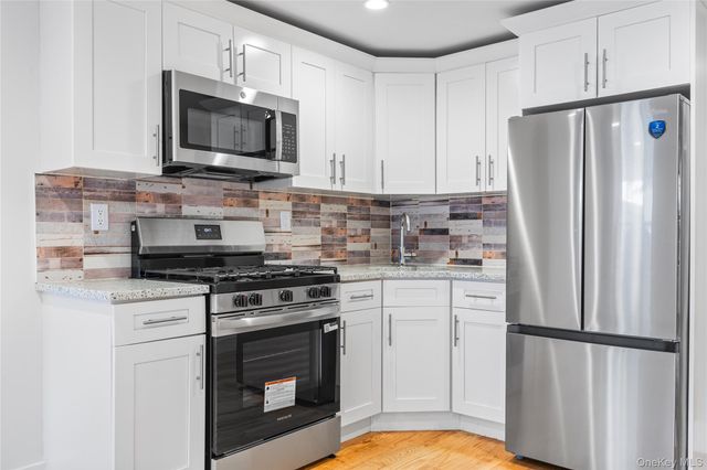 118 Cooper Street, Brooklyn, NY 11207
