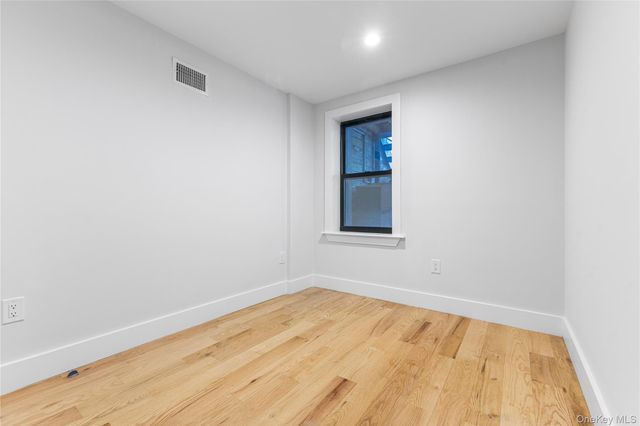 118 Cooper Street, Brooklyn, NY 11207