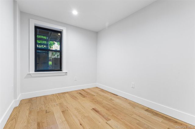 118 Cooper Street, Brooklyn, NY 11207