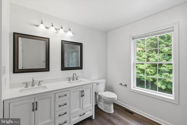 435 RABBIT HILL LN, Lancaster, PA 17603