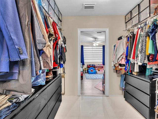 11911 SW 168th Ter, Miami, FL 33177