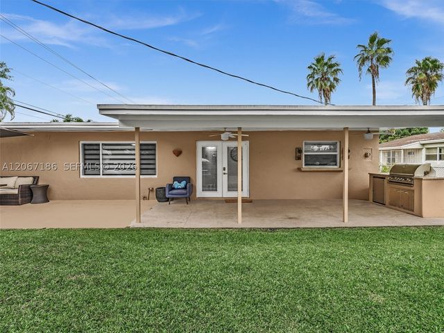 11911 SW 168th Ter, Miami, FL 33177