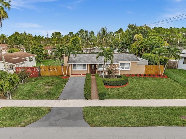 11911 SW 168th Ter, Miami, FL 33177
