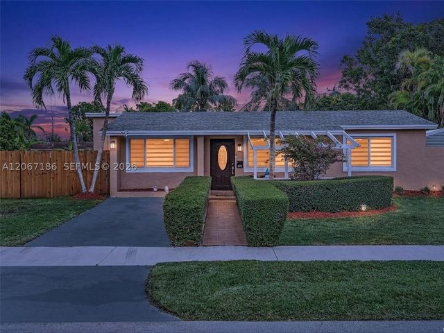 11911 SW 168th Ter, Miami, FL 33177