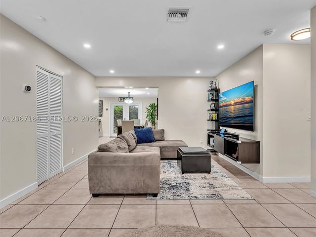 11911 SW 168th Ter, Miami, FL 33177