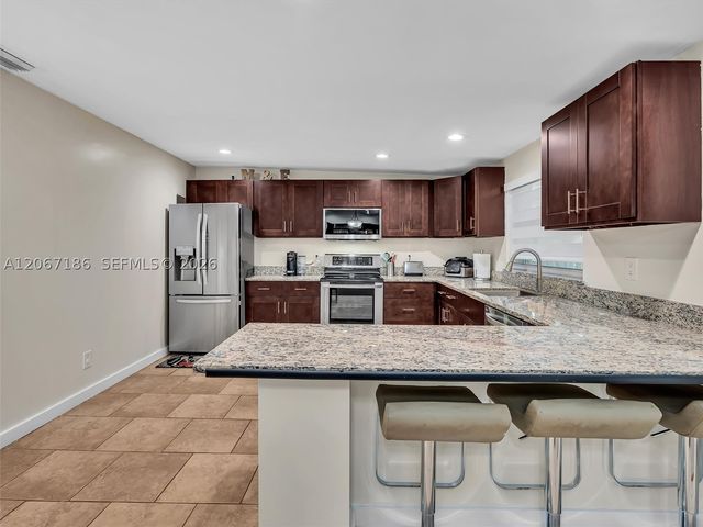 11911 SW 168th Ter, Miami, FL 33177