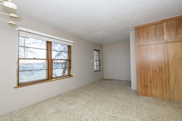 212 S Golden Lake LANE, Oconomowoc, WI 53066