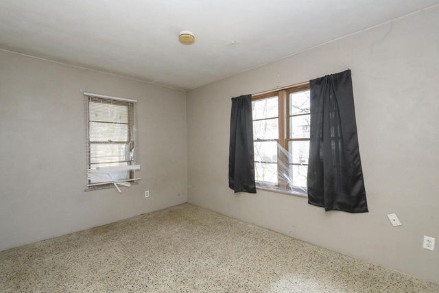 212 S Golden Lake LANE, Oconomowoc, WI 53066