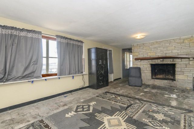 212 S Golden Lake LANE, Oconomowoc, WI 53066