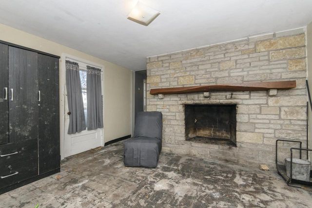 212 S Golden Lake LANE, Oconomowoc, WI 53066