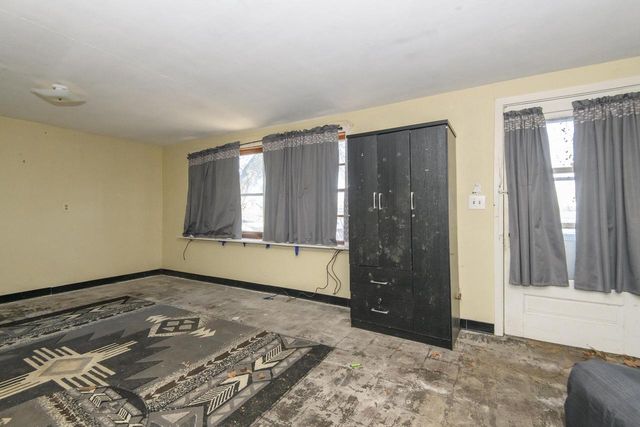 212 S Golden Lake LANE, Oconomowoc, WI 53066