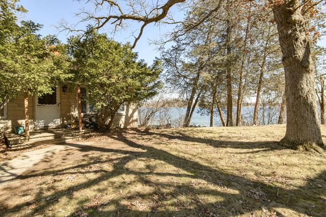 212 S Golden Lake LANE, Oconomowoc, WI 53066