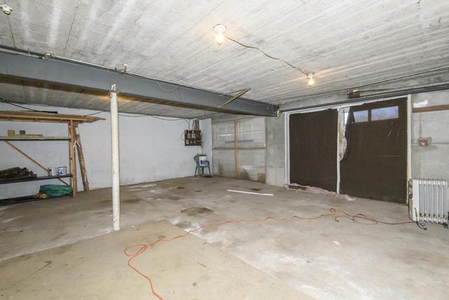 212 S Golden Lake LANE, Oconomowoc, WI 53066