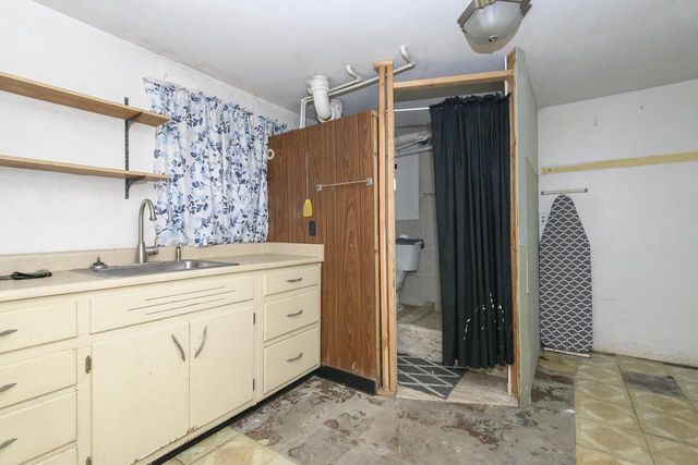 212 S Golden Lake LANE, Oconomowoc, WI 53066