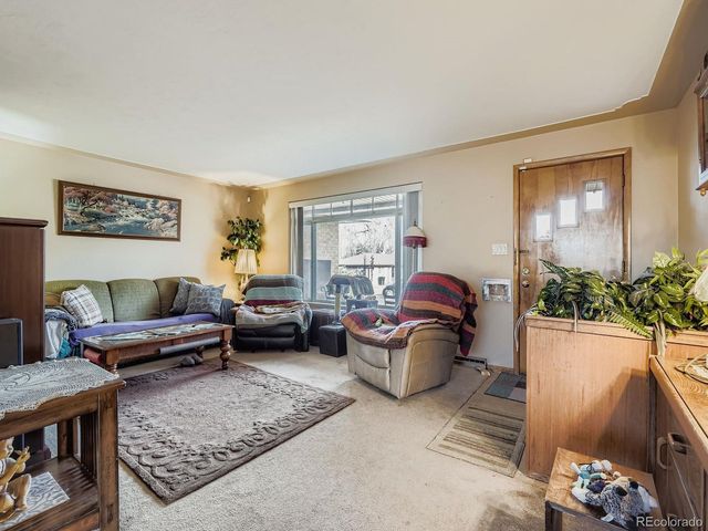 4675 Quay St, Wheat Ridge, CO 80033