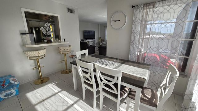 4164 Inverrary Drive 601, Lauderhill, FL 33319
