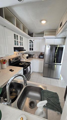 4164 Inverrary Drive 601, Lauderhill, FL 33319