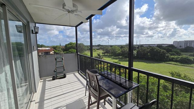 4164 Inverrary Drive 601, Lauderhill, FL 33319