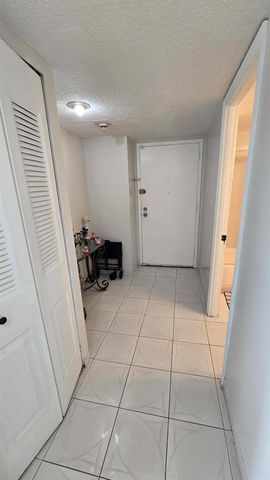 4164 Inverrary Drive 601, Lauderhill, FL 33319