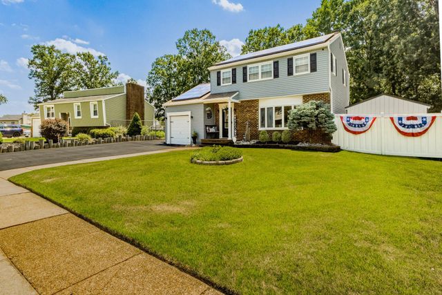 28 ARGO DR, Sewell, NJ 08080
