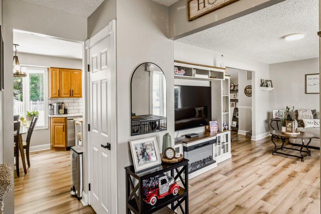 28 ARGO DR, Sewell, NJ 08080